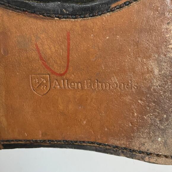 Allen Edmonds Byron 2004 Black Balmoral Quarter-Brogue Cap Toe Oxford 11.5D main image 4